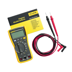 Multimetro TRMS, 600V ca/cc, 10A ca/cc, capacidad, frecuencia Fluke 115