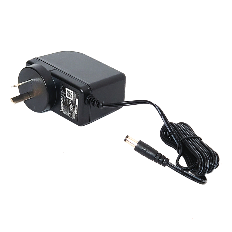 Adaptador de Corriente AD-E001, p/PT-E300 y 550, 12VCC Brother